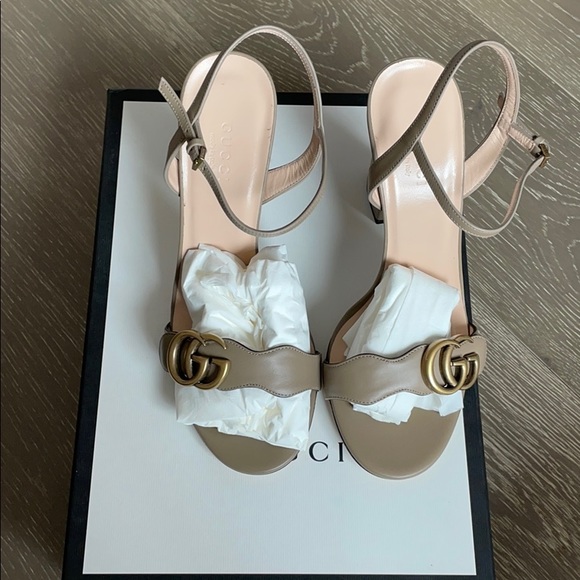 ❌SOLD❌AUTHENTIC GUCCI MARMONT 105 SANDAL TAUPE - Picture 9 of 16